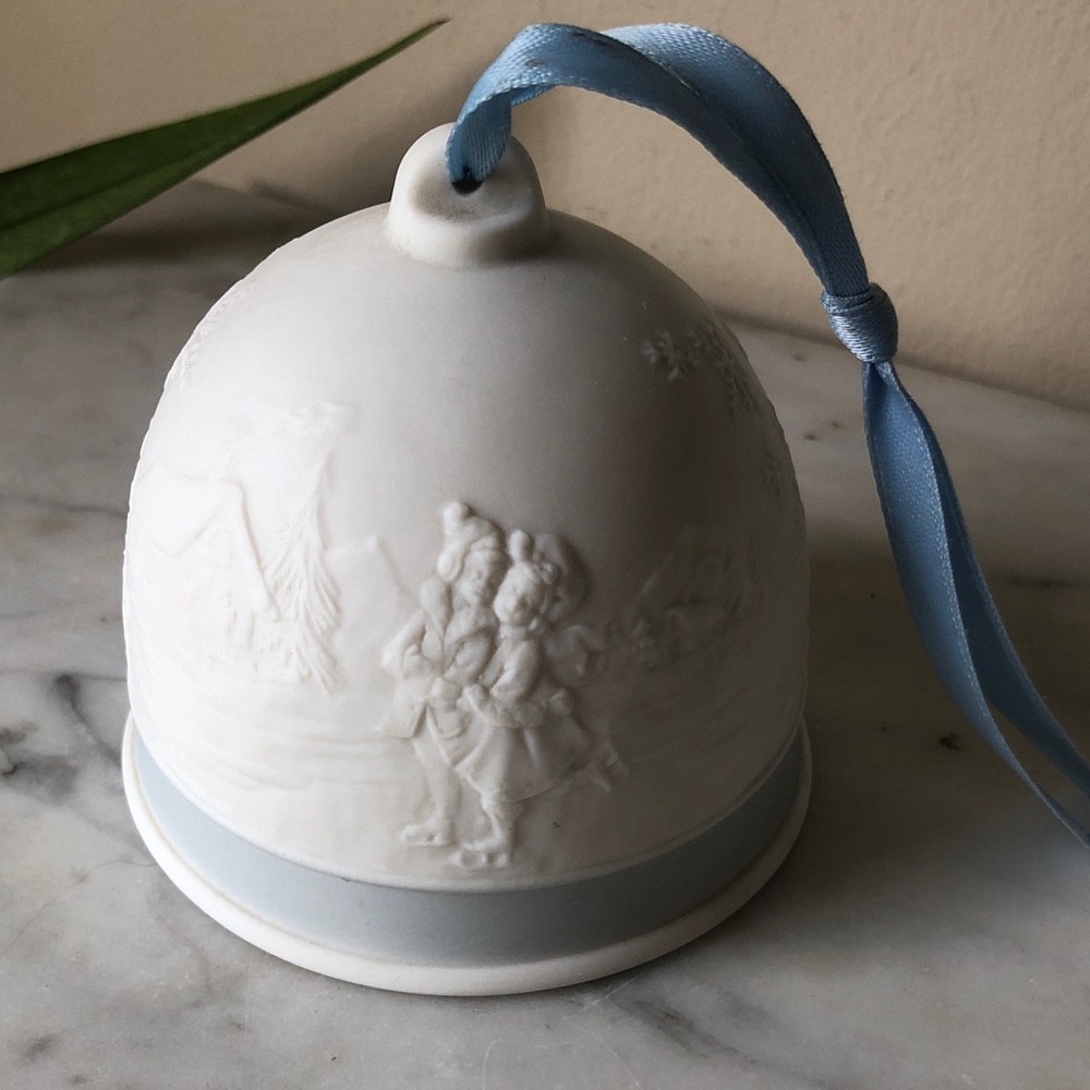 LLadro 1994 Collectors Society Winter’s Porcelain  Bell Ornament - Ice Skaters.